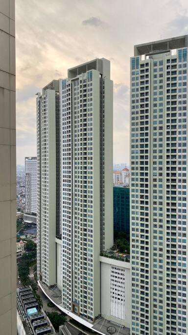 2 Bed Room Apartment In West Jakarta Exterior foto